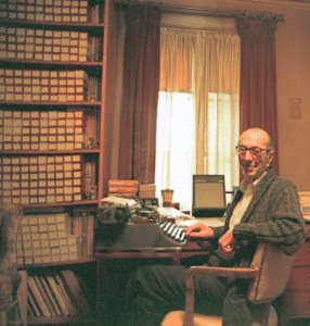 Albert Hoxie in his home slide library, 1990. Photo by Richard Payatt.